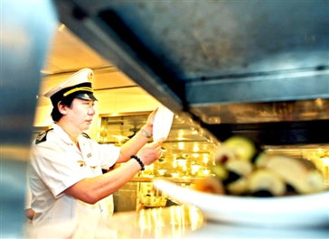 加強餐飲服務監管 筑牢百姓飲食安全防線